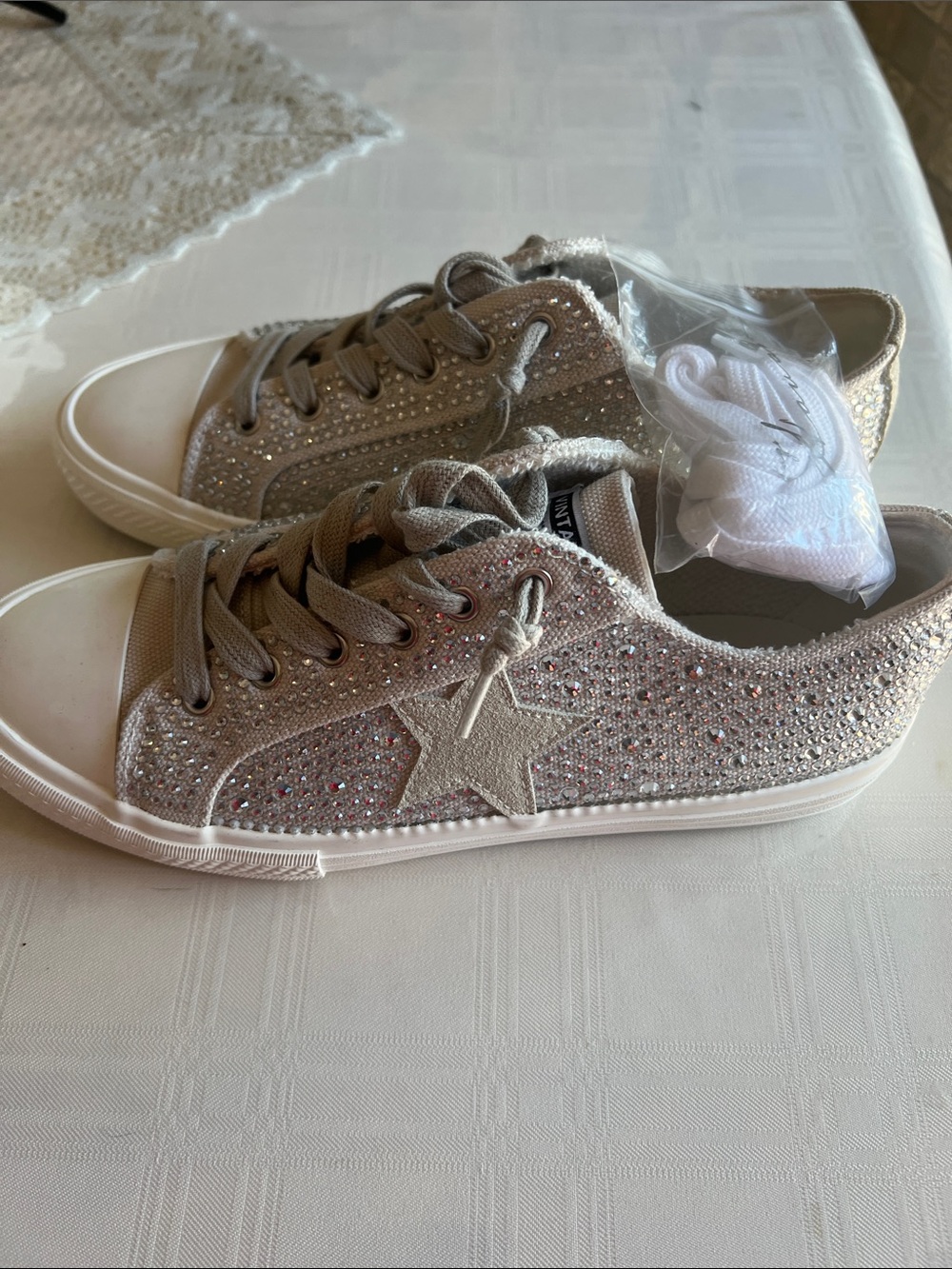 Vintage Havana rhinestone studded ladies sneakers NWOT